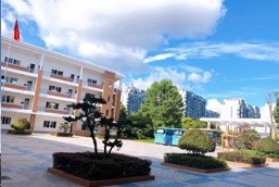 扬州市江都区国际学校校园风景图片02