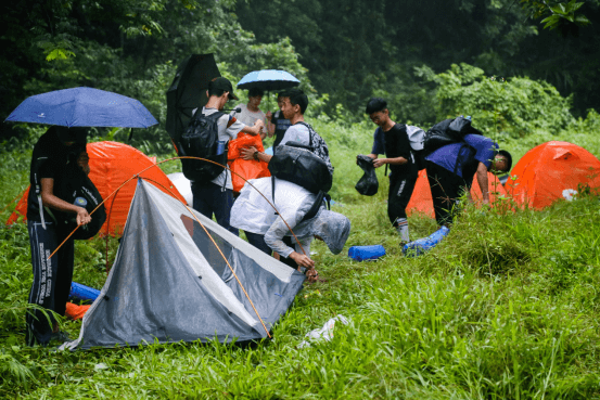 华南师范大学附属外国语学校美式高中社团活动图片04