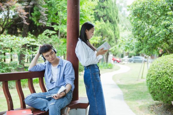 国际学校学生图片