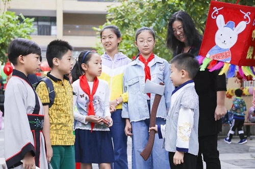 芳草地国际学校中秋节活动图片07