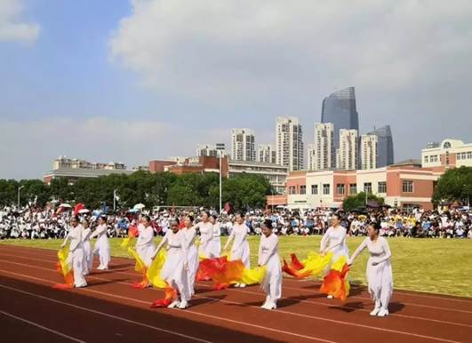 苏州高新区第一中学国际部第二十一届秋季田径运动会图片5